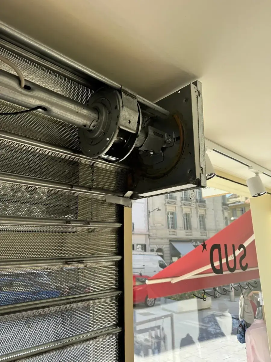 Motorisation de rideau métallique à Neuilly-sur-Seine Motorisation de rideau métallique à Neuilly-sur-Seine
