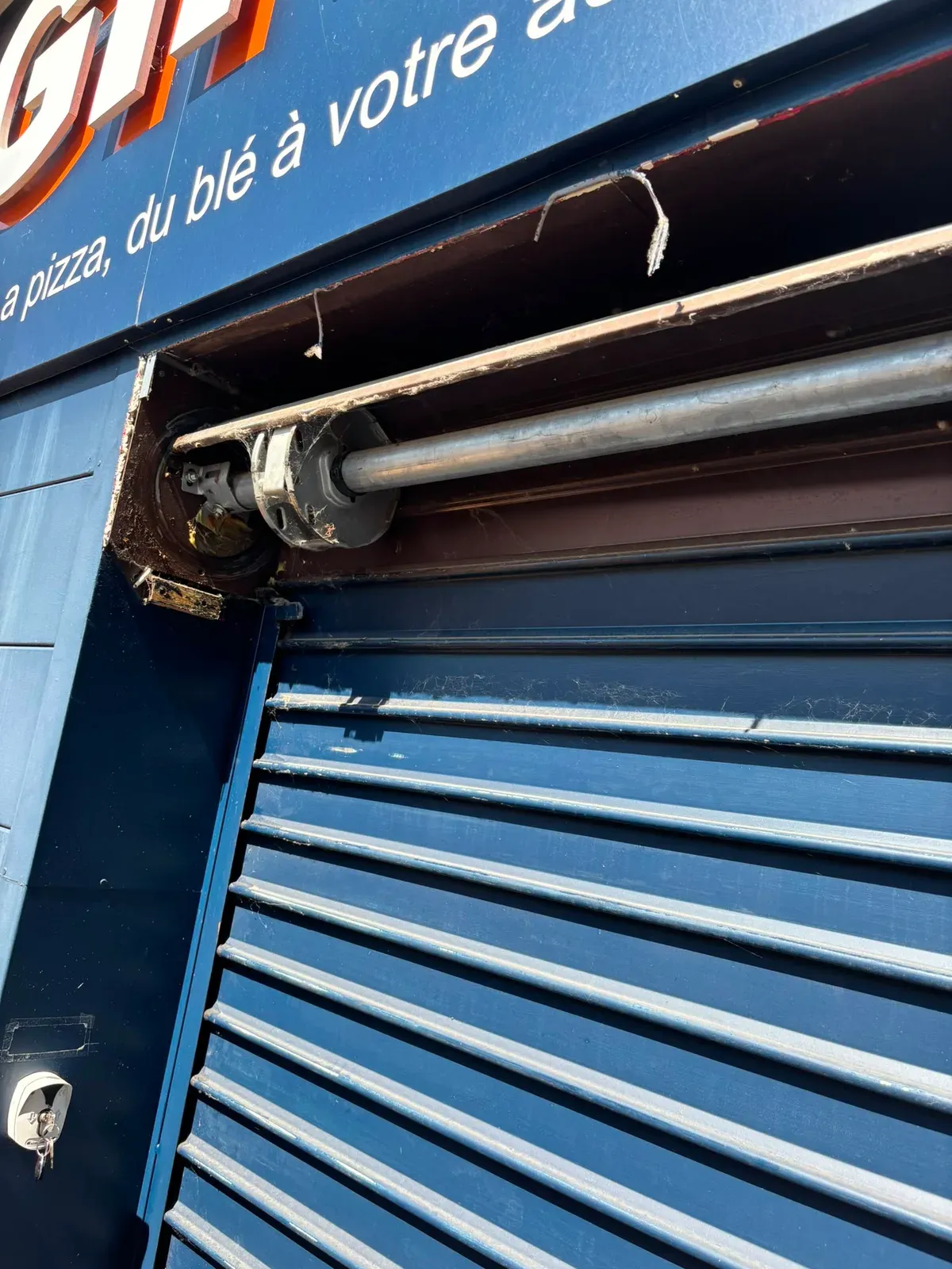 Réparation de rideau métallique à Neuilly-sur-Seine Réparation de rideau métallique à Neuilly-sur-Seine